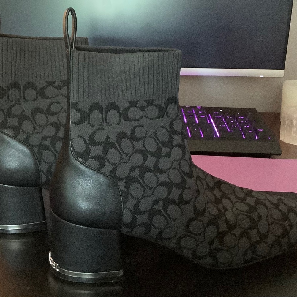 Coach booties gray and black size 7.5